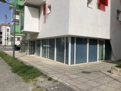 EVOLIS conseille la SCI Ines et accompagne Larrous dans l’acquisition de locaux commerciaux à Bayonne