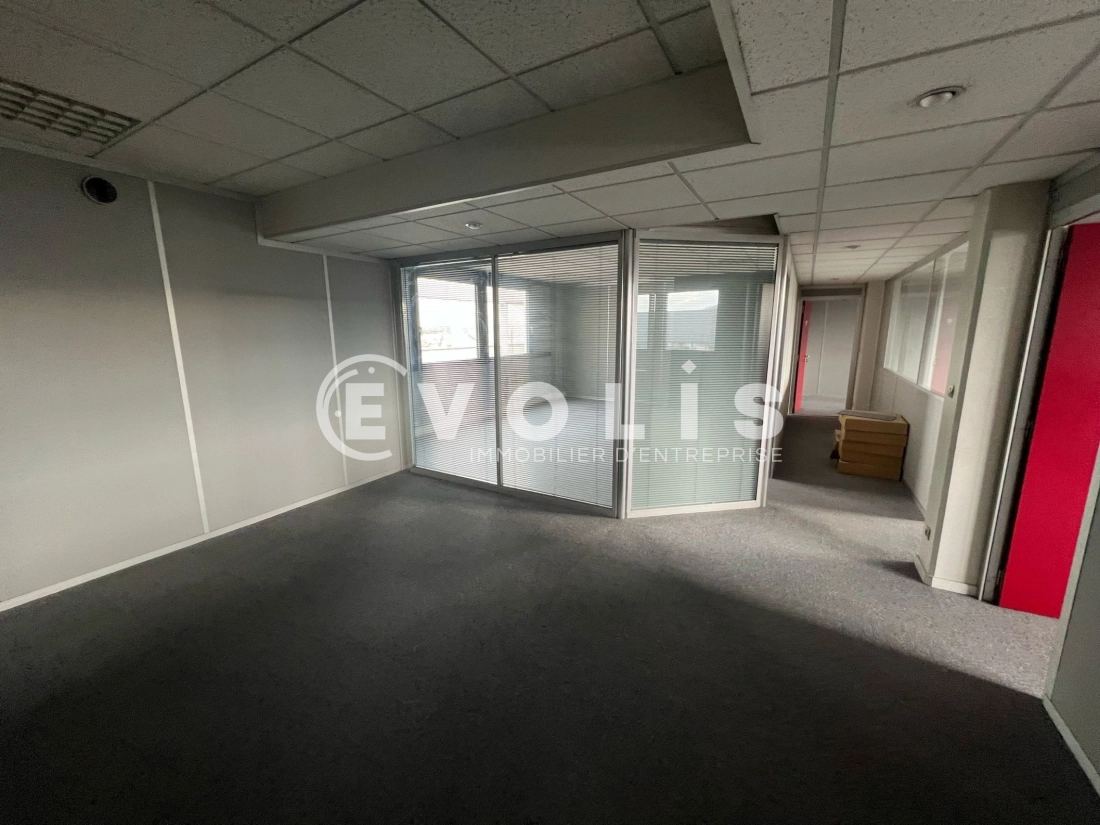 Photo 11 – location bureaux	SAINT QUENTIN FALLAVIER (38070)