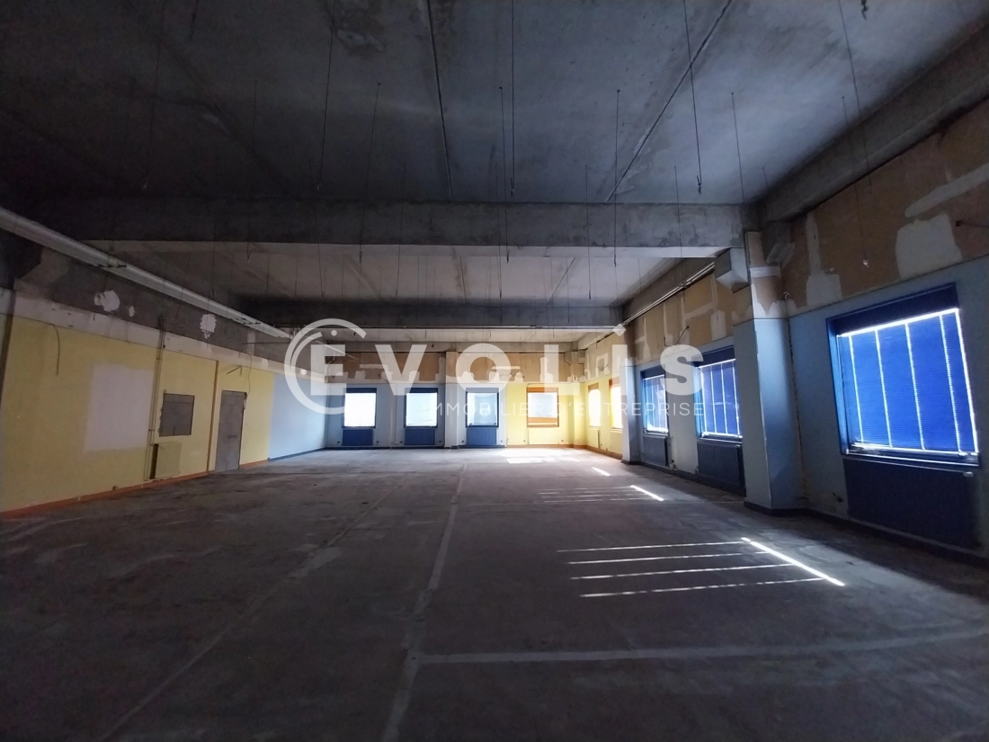 Photo 2 – vente bureaux	SAINT QUENTIN FALLAVIER (38070)