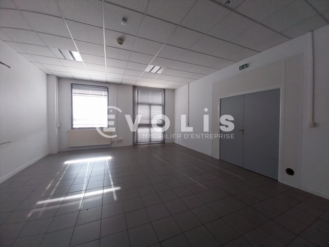 Photo 10 – vente bureaux	SAINT QUENTIN FALLAVIER (38070)