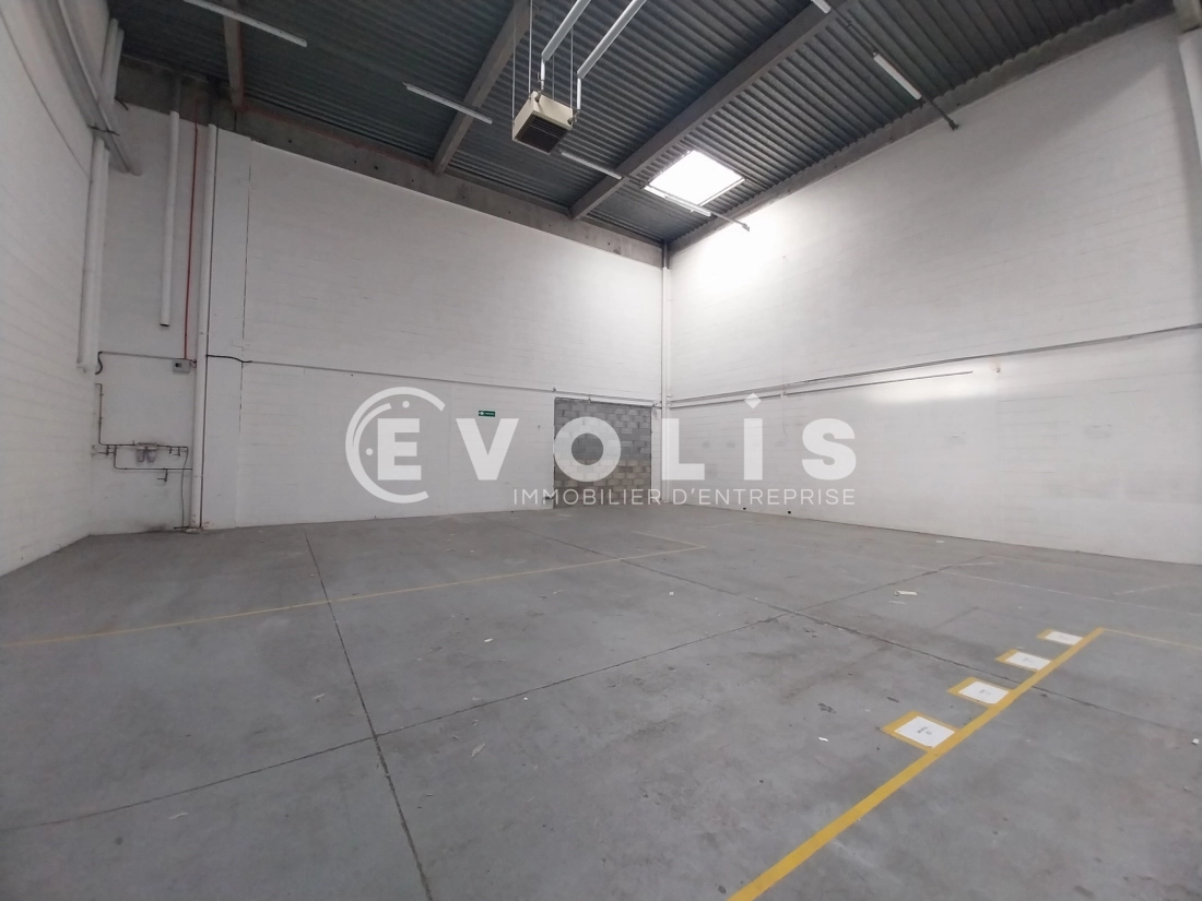 Photo 6 – vente bureaux	SAINT QUENTIN FALLAVIER (38070)