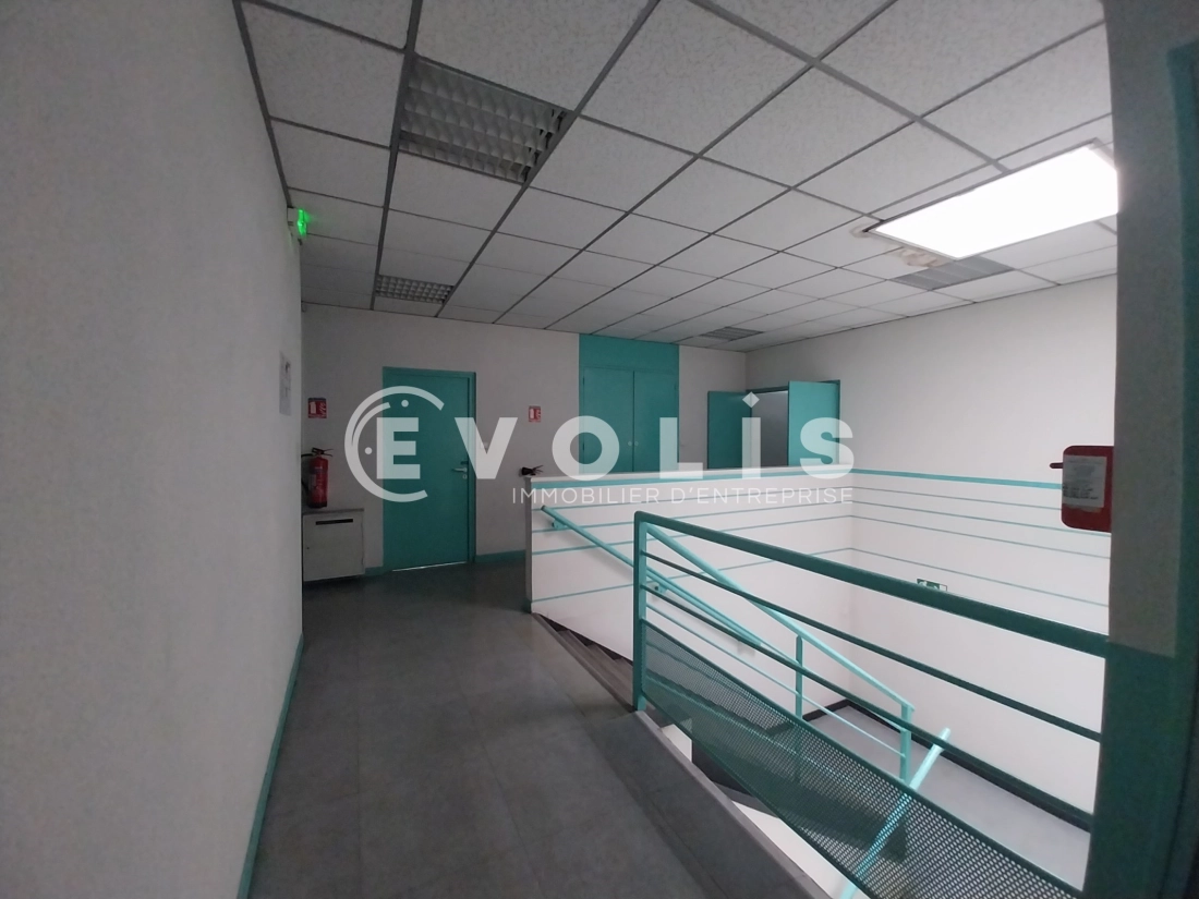 Photo 12 – vente bureaux	SAINT QUENTIN FALLAVIER (38070)