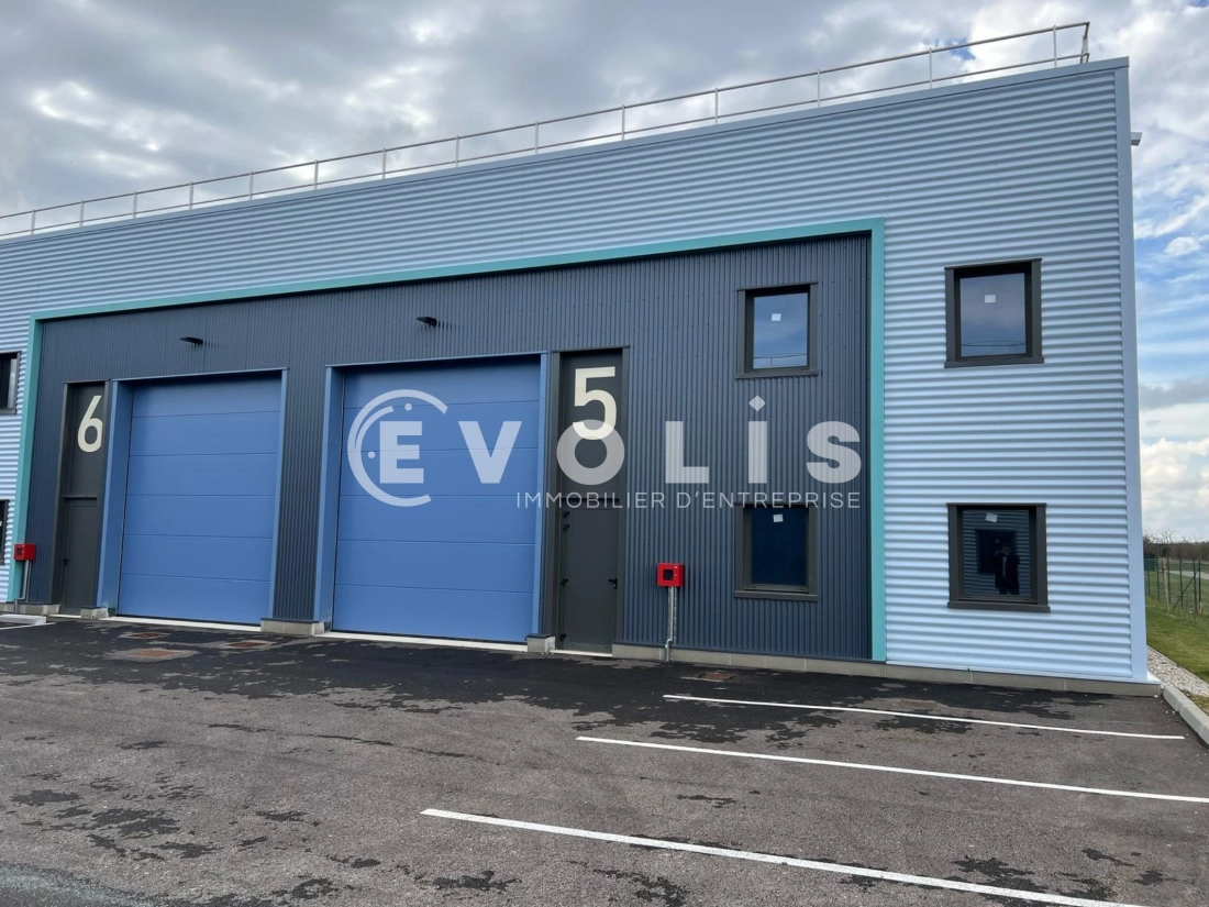 Photo 5 – vente Entrepôts / activités	SAINT VULBAS (01150)
