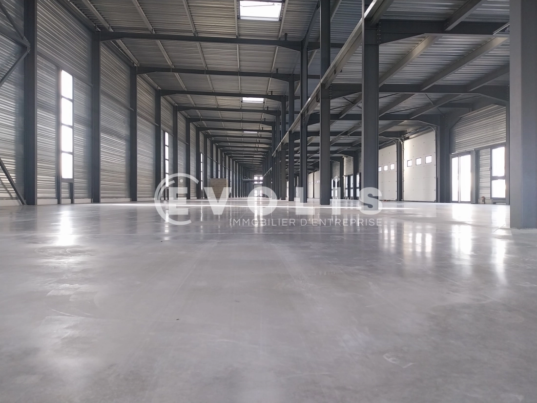 Photo 8 – vente Entrepôts / activités	BOURGOIN JALLIEU (38300)