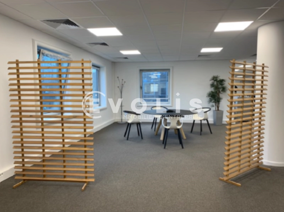 Photo 6 – location bureaux	COURBEVOIE LA DEFENSE (92400)