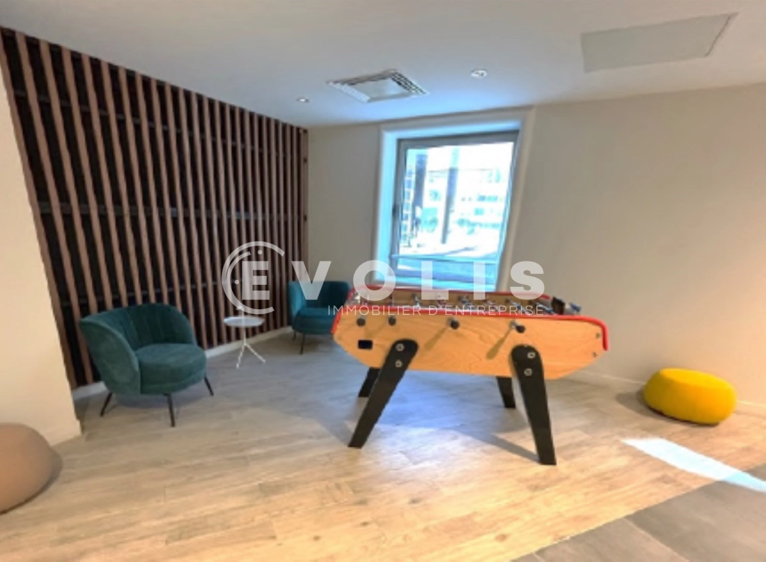 Photo 8 – location bureaux	COURBEVOIE LA DEFENSE (92400)