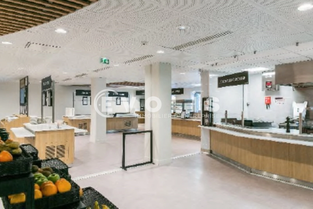 Photo 10 – location bureaux	COURBEVOIE LA DEFENSE (92400)