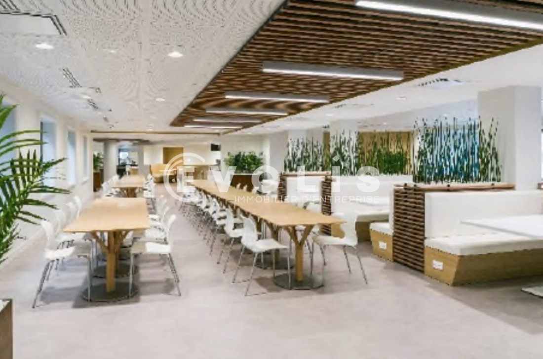 Photo 12 – location bureaux	COURBEVOIE LA DEFENSE (92400)