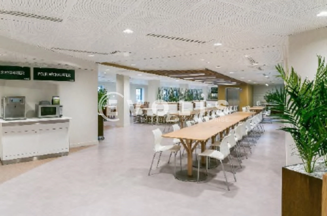 Photo 13 – location bureaux	COURBEVOIE LA DEFENSE (92400)