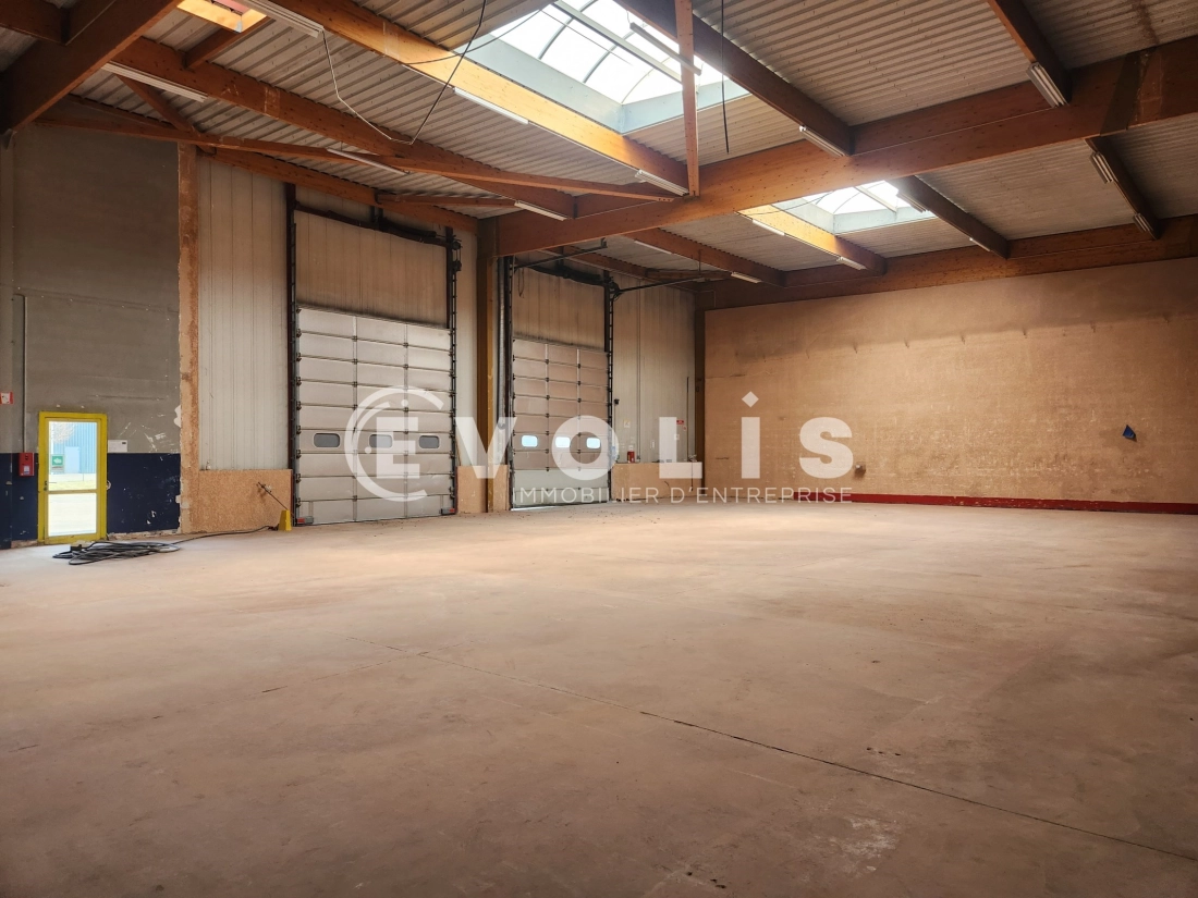 Photo 9 – location Entrepôts / activités	LA VERPILLIERE (38290)