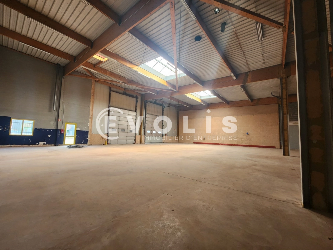 Photo 8 – location Entrepôts / activités	LA VERPILLIERE (38290)