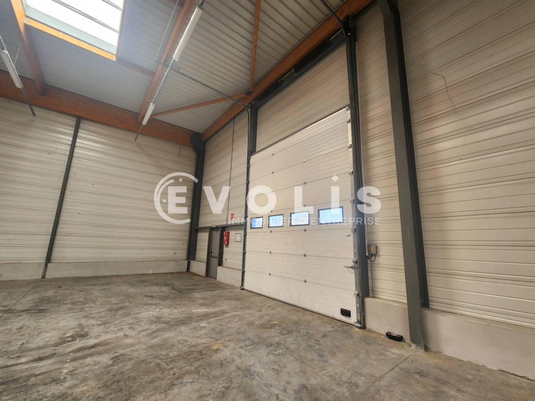 Photo 9 – location Entrepôts / activités	LA VERPILLIERE (38290)