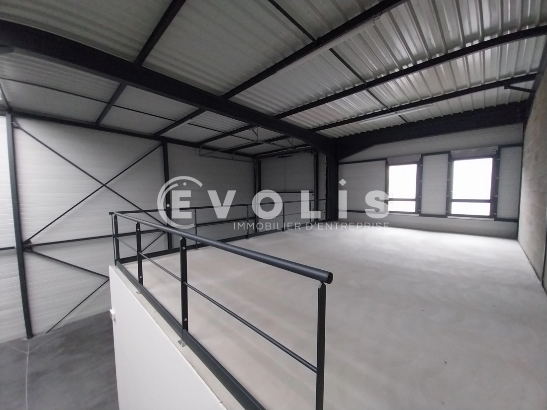 Photo 7 – location Entrepôts / activités	VENISSIEUX (69200)