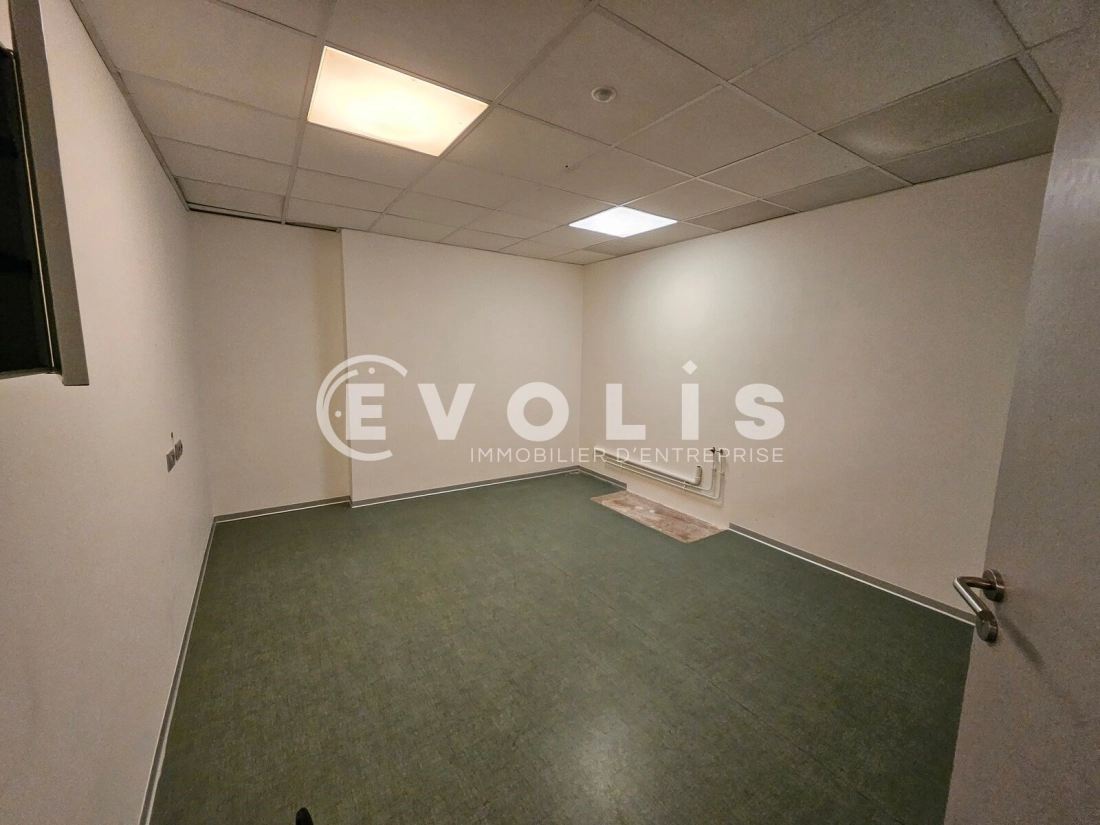 Photo 10 – location bureaux	IVRY SUR SEINE (94200)