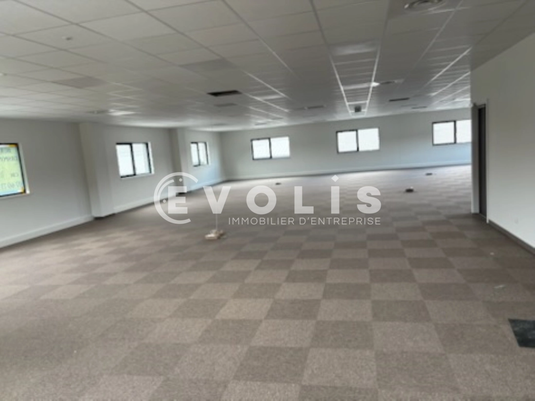 Photo 2 – location bureaux	BOURGOIN JALLIEU (38300)