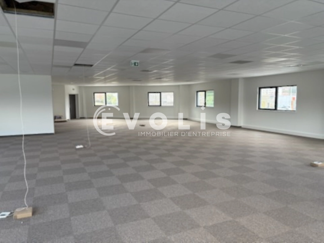 Photo 6 – location bureaux	BOURGOIN JALLIEU (38300)