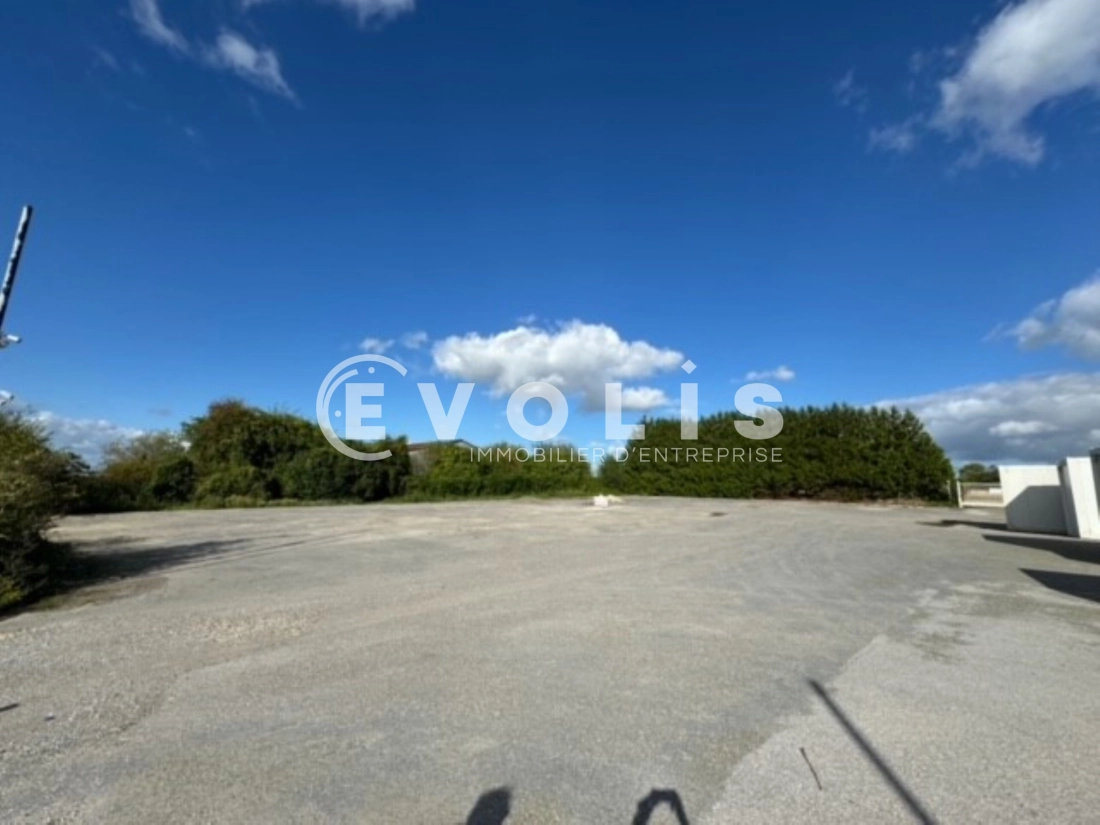 Photo 2 – vente Entrepôts / activités	VILLERS BRETONNEUX (80380)