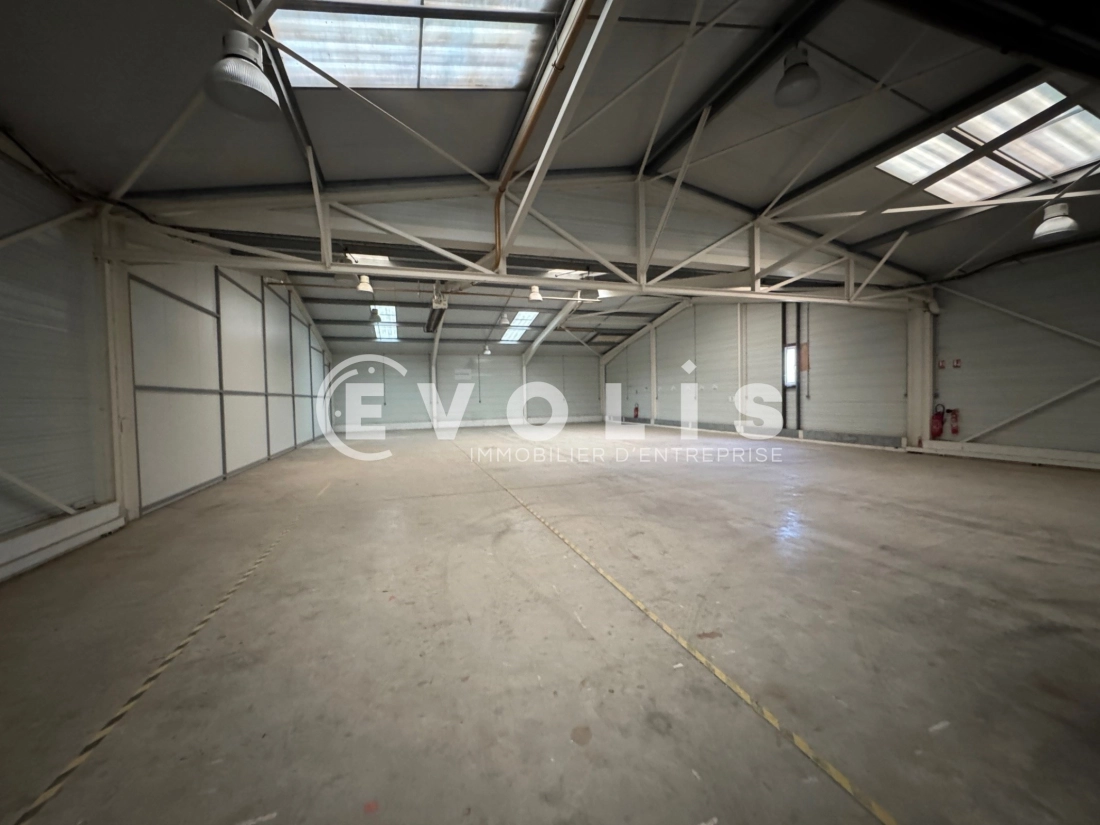 Photo 2 – location Entrepôts / activités	SALEUX (80480)