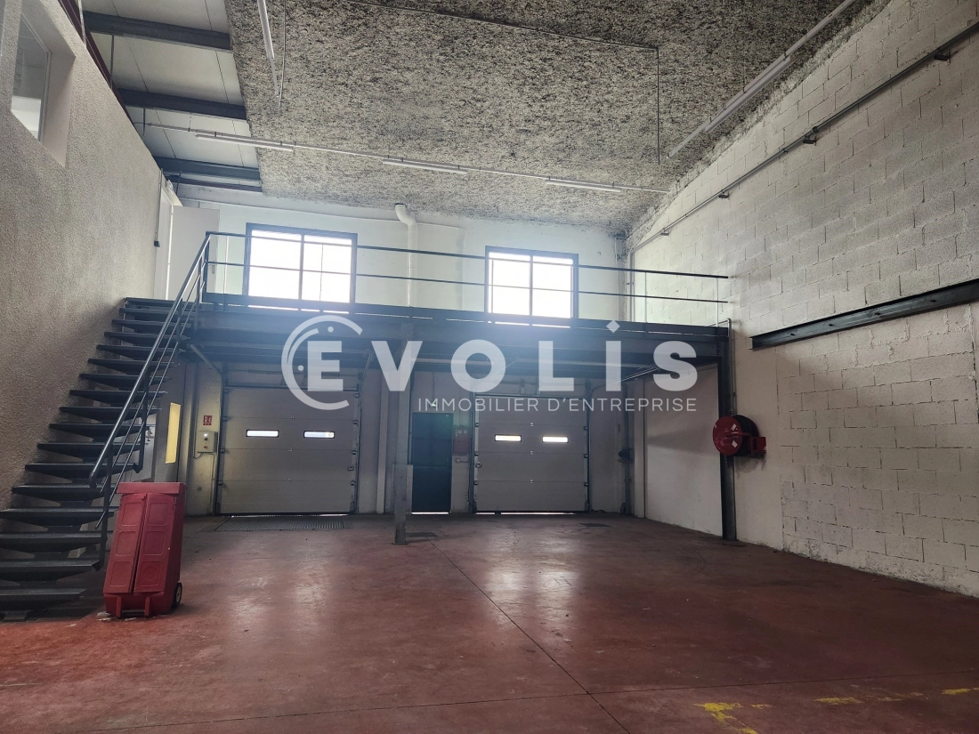 Photo 9 – location Entrepôts / activités	CORBAS (69960)