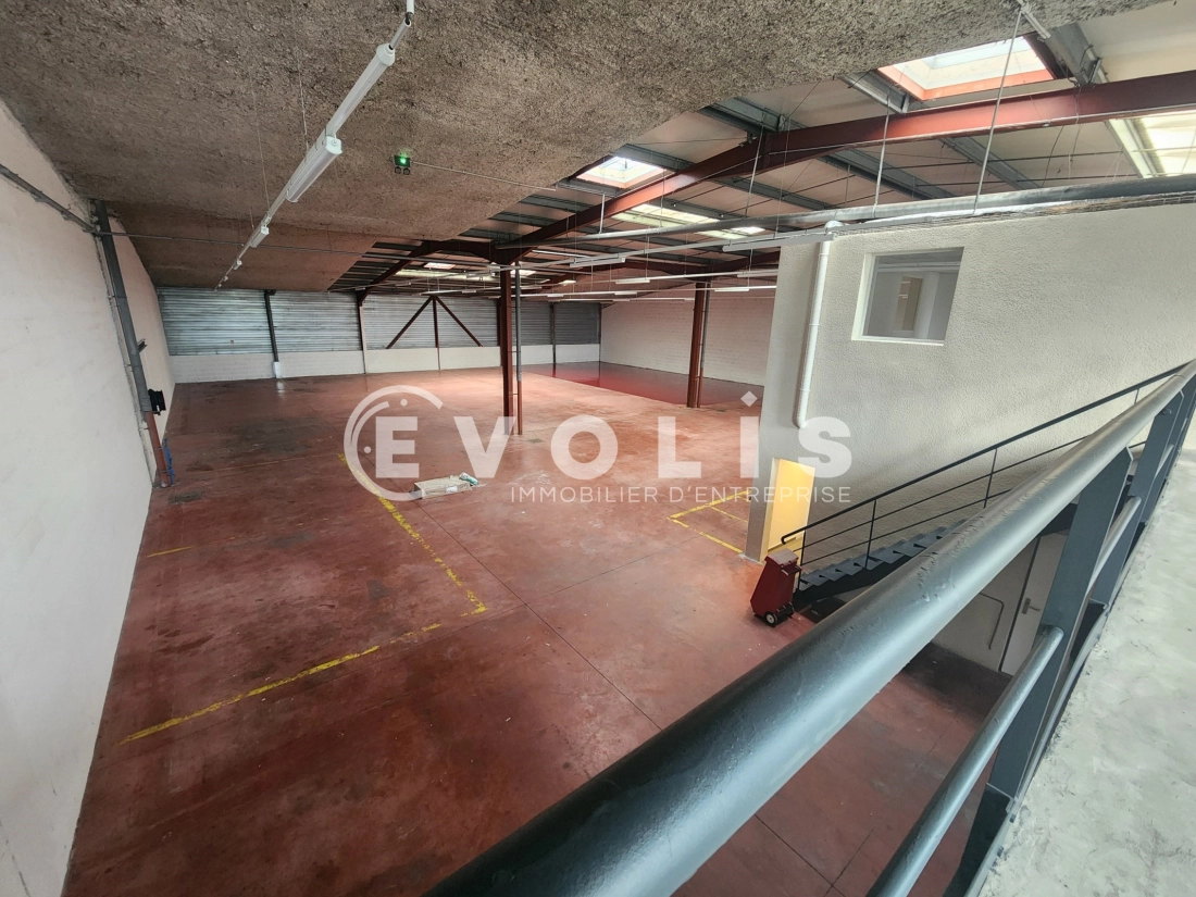 Photo 12 – location Entrepôts / activités	CORBAS (69960)