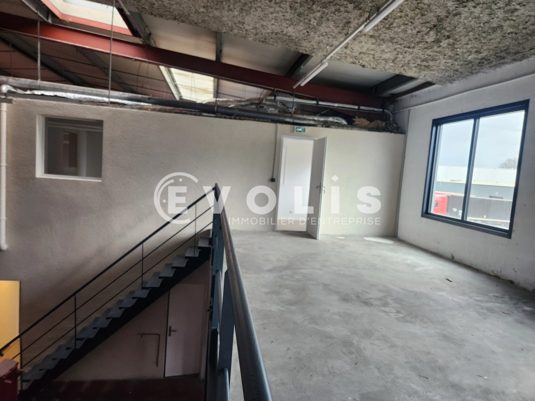 Photo 15 – location Entrepôts / activités	CORBAS (69960)