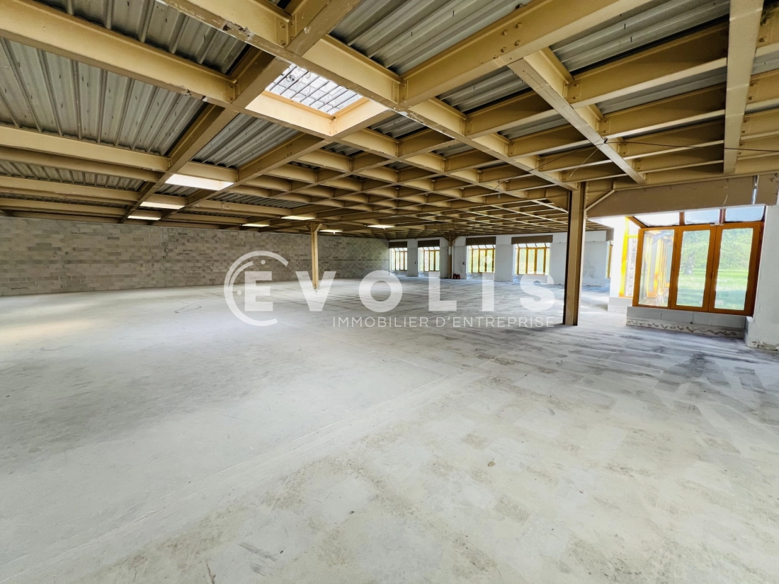 Photo 8 – location Entrepôts / activités	CROISSY BEAUBOURG (77183)