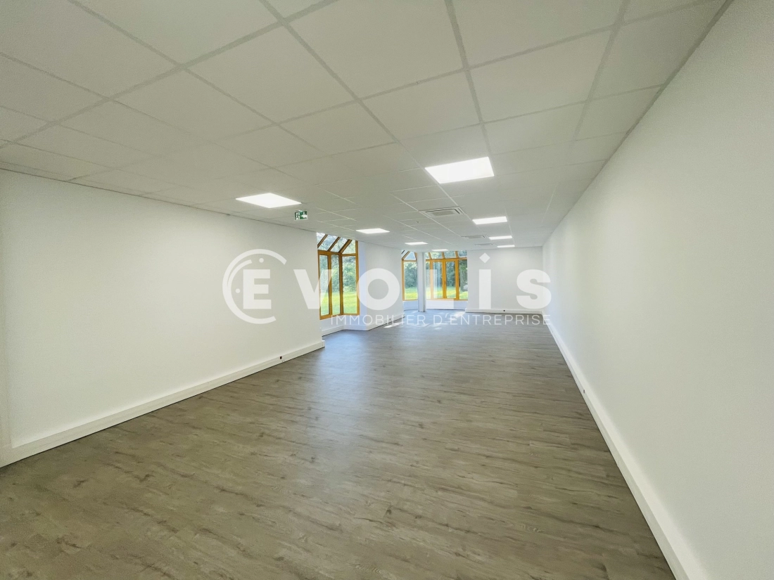 Photo 4 – location Entrepôts / activités	CROISSY BEAUBOURG (77183)