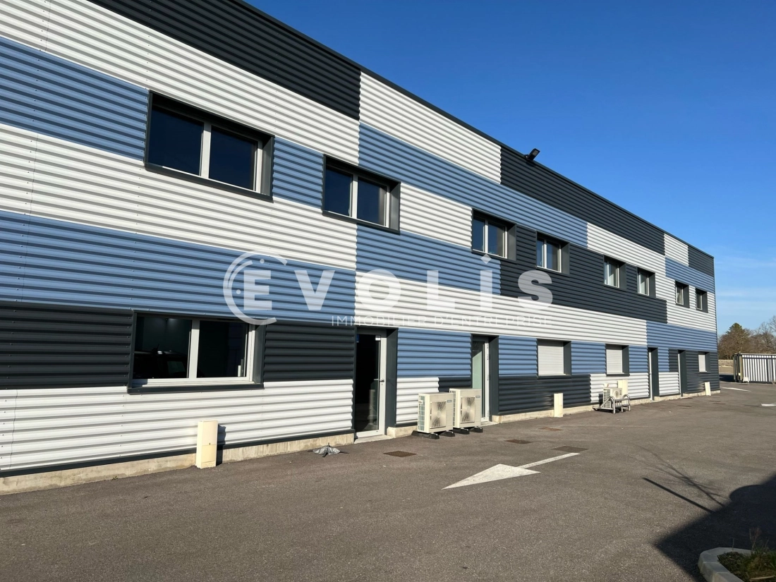 Photo 1 – vente Entrepôts / activités	DAGNEUX (01120)