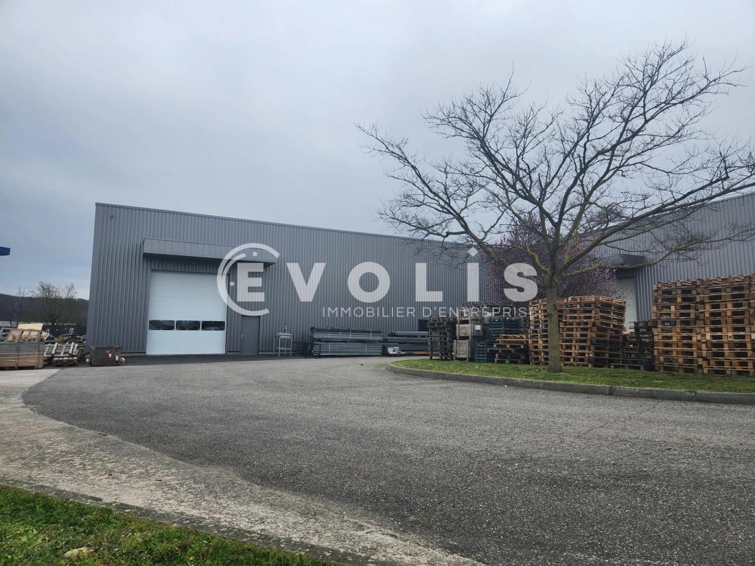 Photo 7 – location Entrepôts / activités	CREMIEU (38460)