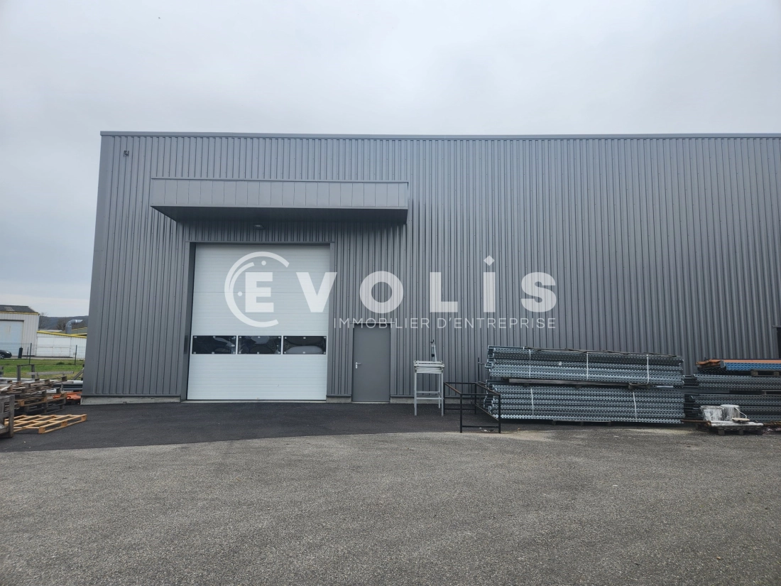 Photo 8 – location Entrepôts / activités	CREMIEU (38460)