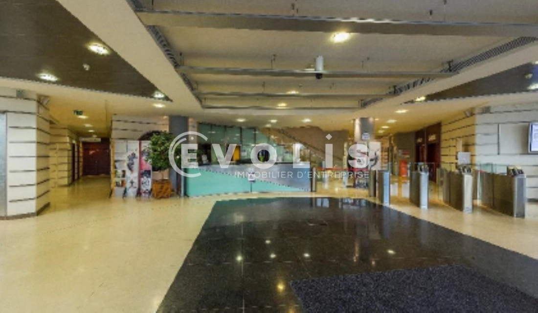 Photo 4 – location bureaux	POISSY (78300)