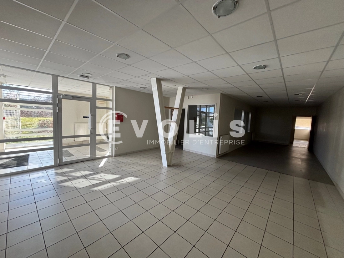 Photo 1 – location bureaux	AMIENS (80000)