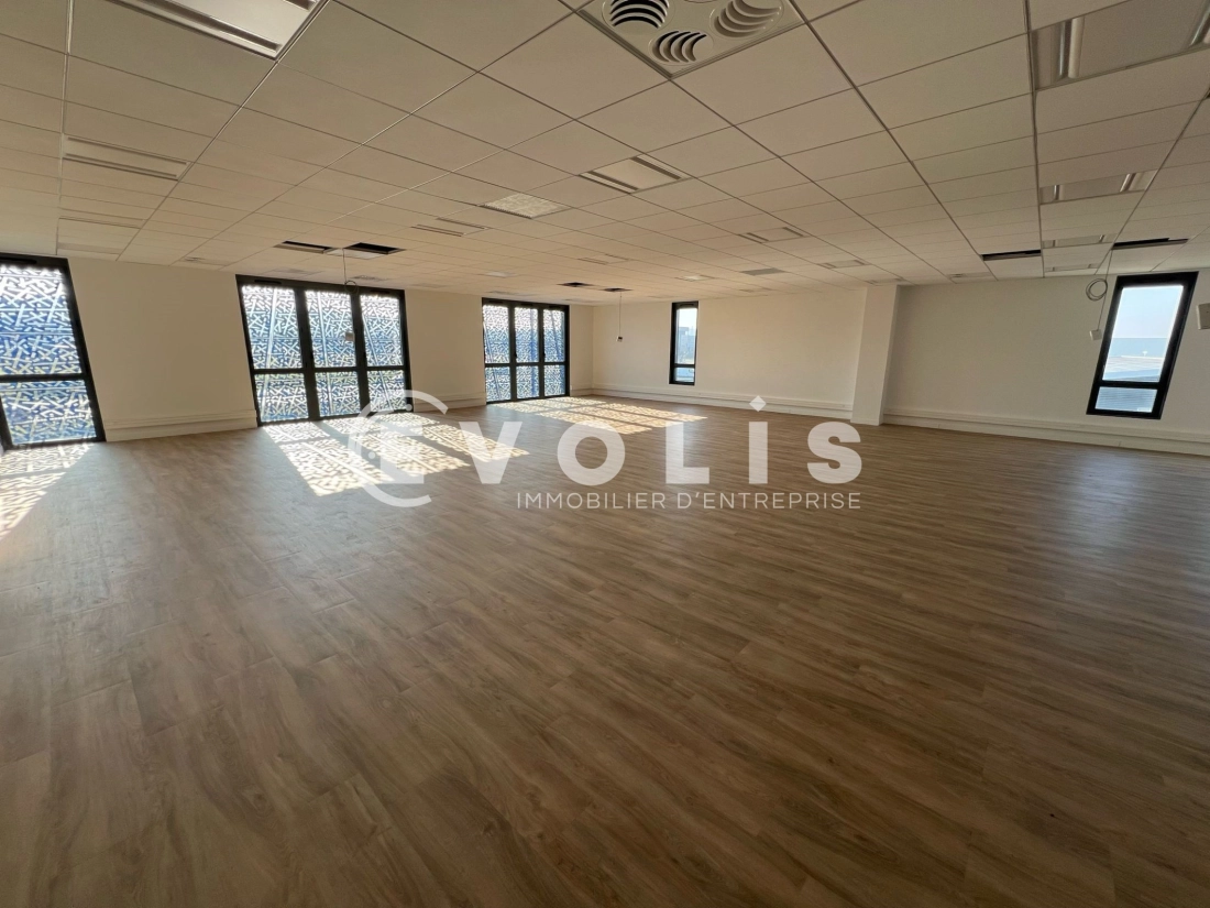 Photo 7 – location bureaux	VAULX MILIEU (38090)