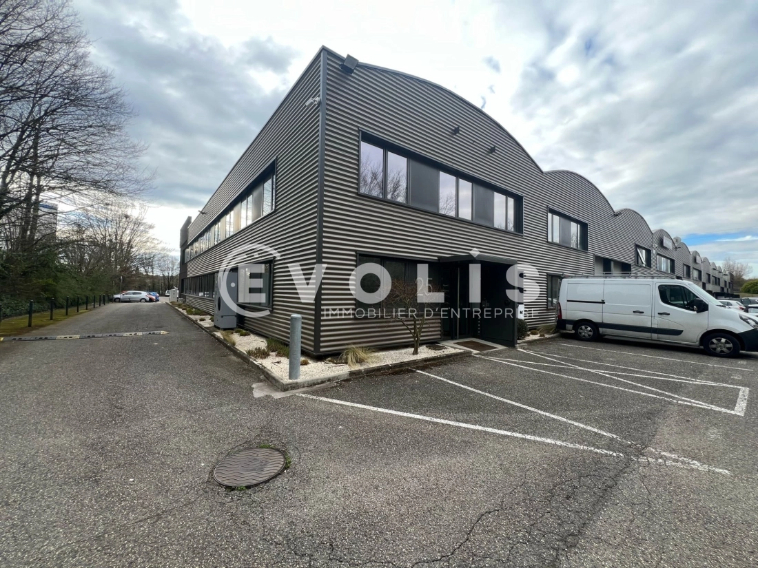 Photo 6 – location Entrepôts / activités	DARDILLY (69570)