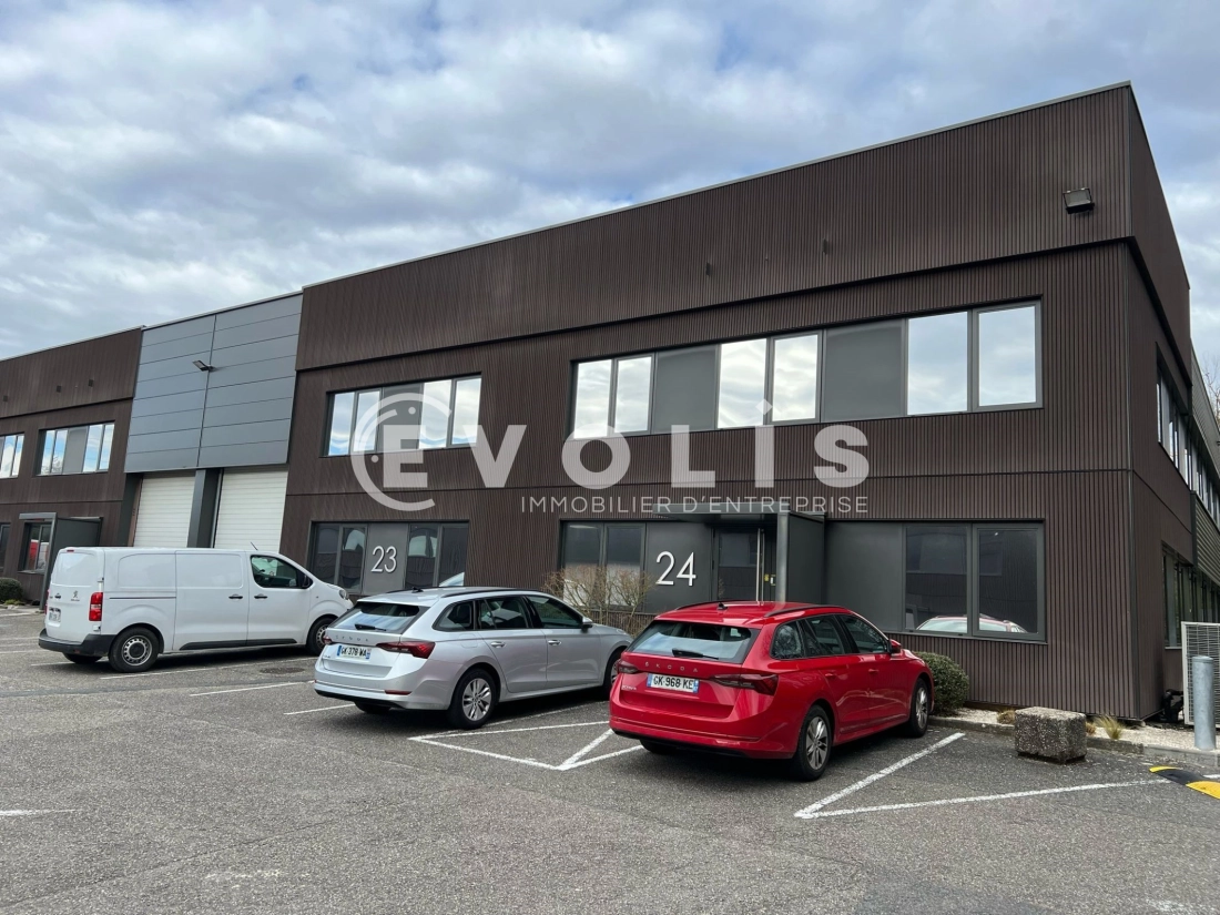 Photo 1 – location Entrepôts / activités	DARDILLY (69570)