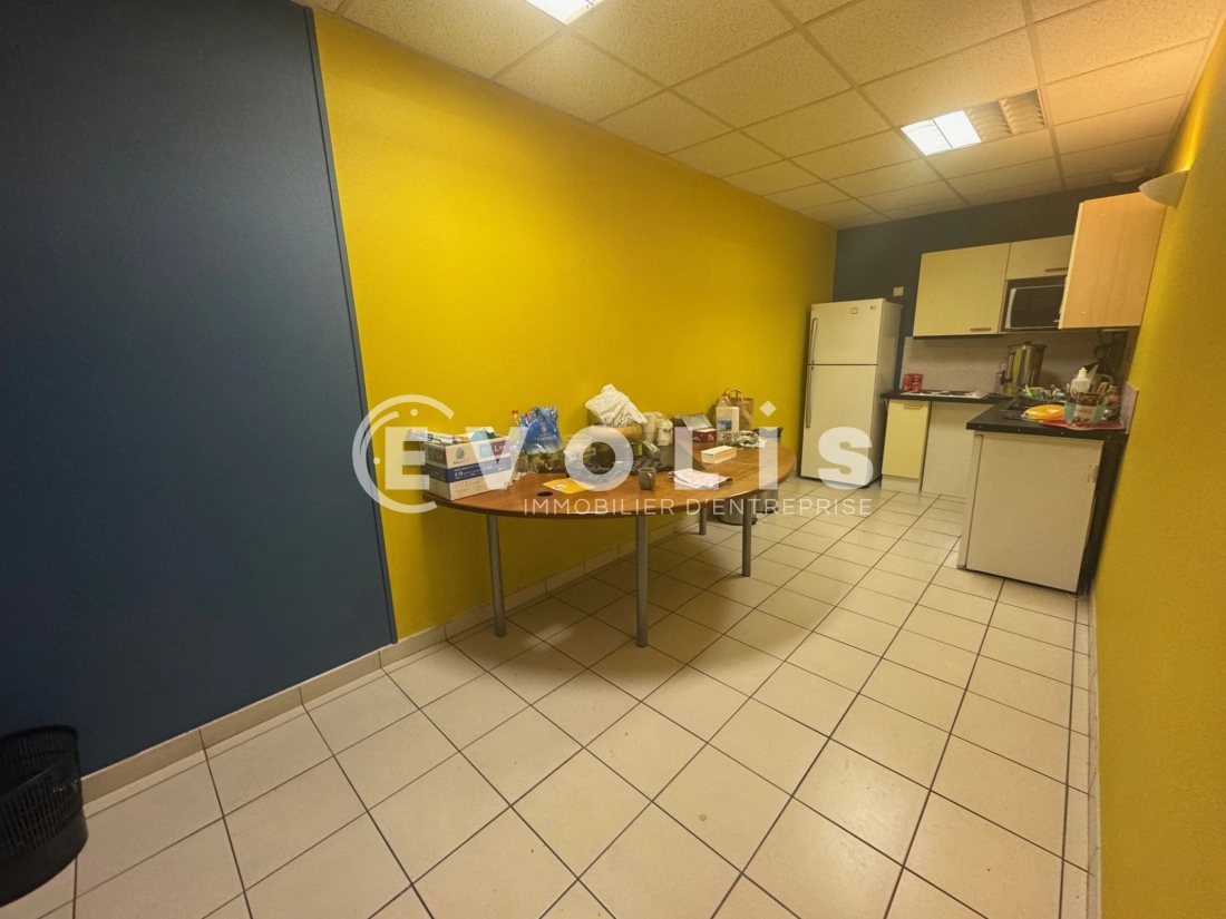 Photo 4 – location Entrepôts / activités	AMIENS (80000)