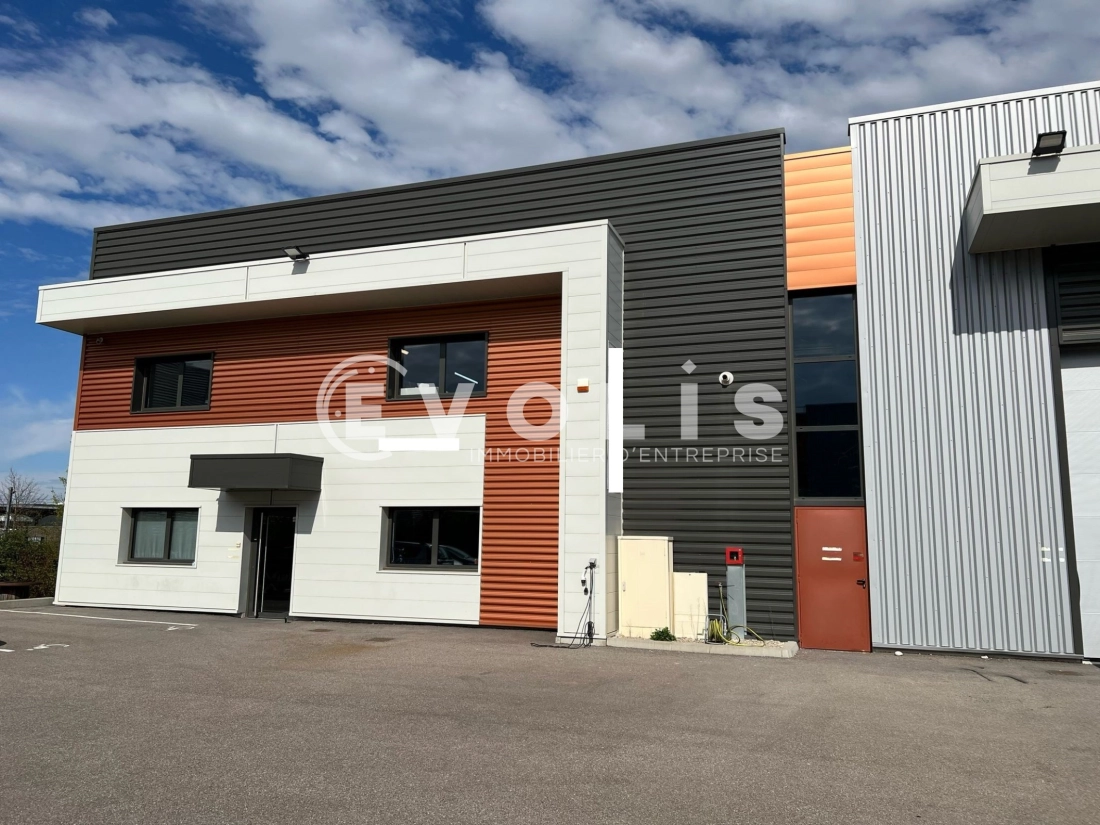 Photo 3 – location Entrepôts / activités	JONAGE (69330)