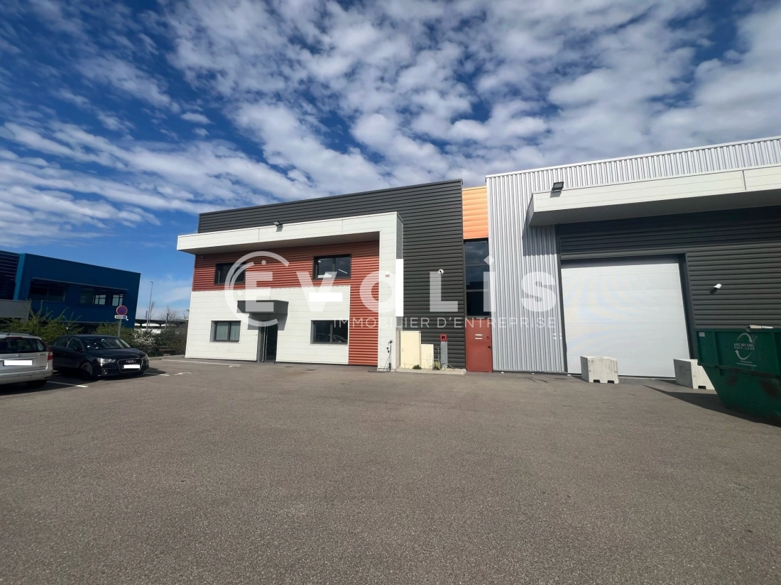 Photo 4 – location Entrepôts / activités	JONAGE (69330)