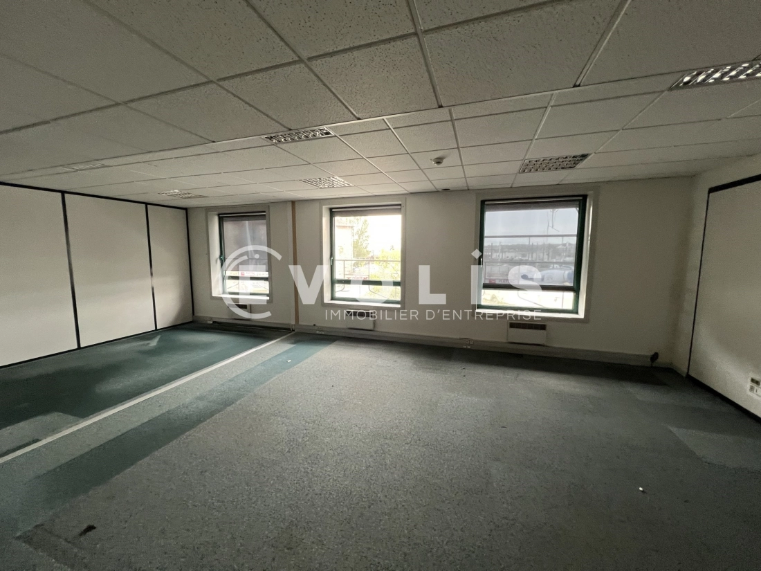 Photo 12 – location bureaux	MELUN (77000)