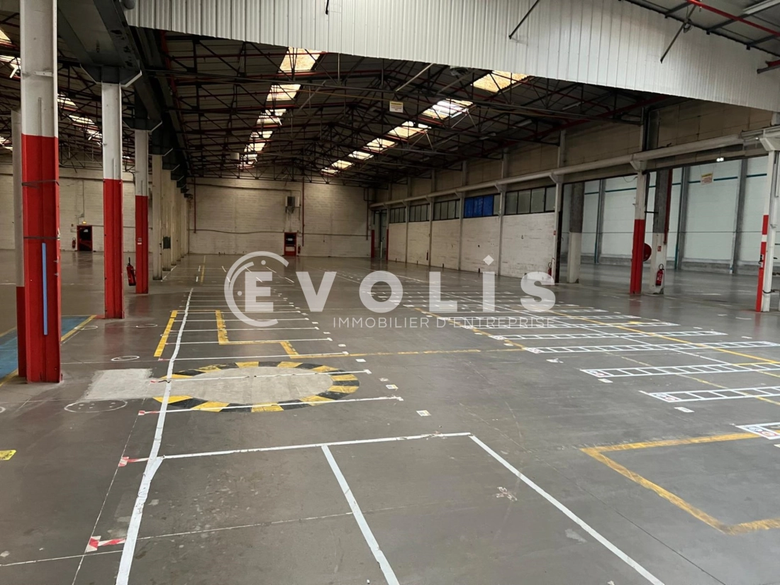 Photo 11 – vente Entrepôts / activités	MEYZIEU (69330)