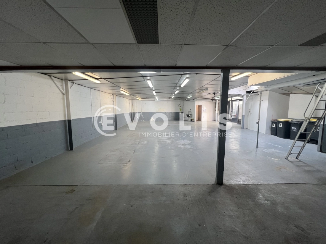 Photo 4 – location Entrepôts / activités	SAINT MAUR DES FOSSES (94100)
