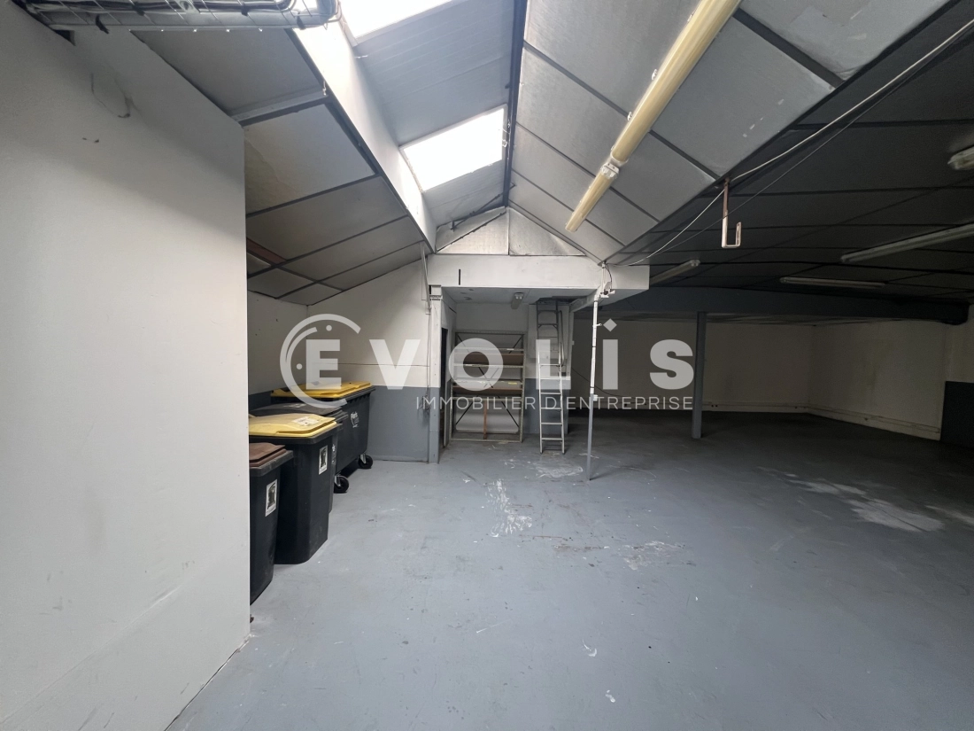 Photo 6 – location Entrepôts / activités	SAINT MAUR DES FOSSES (94100)