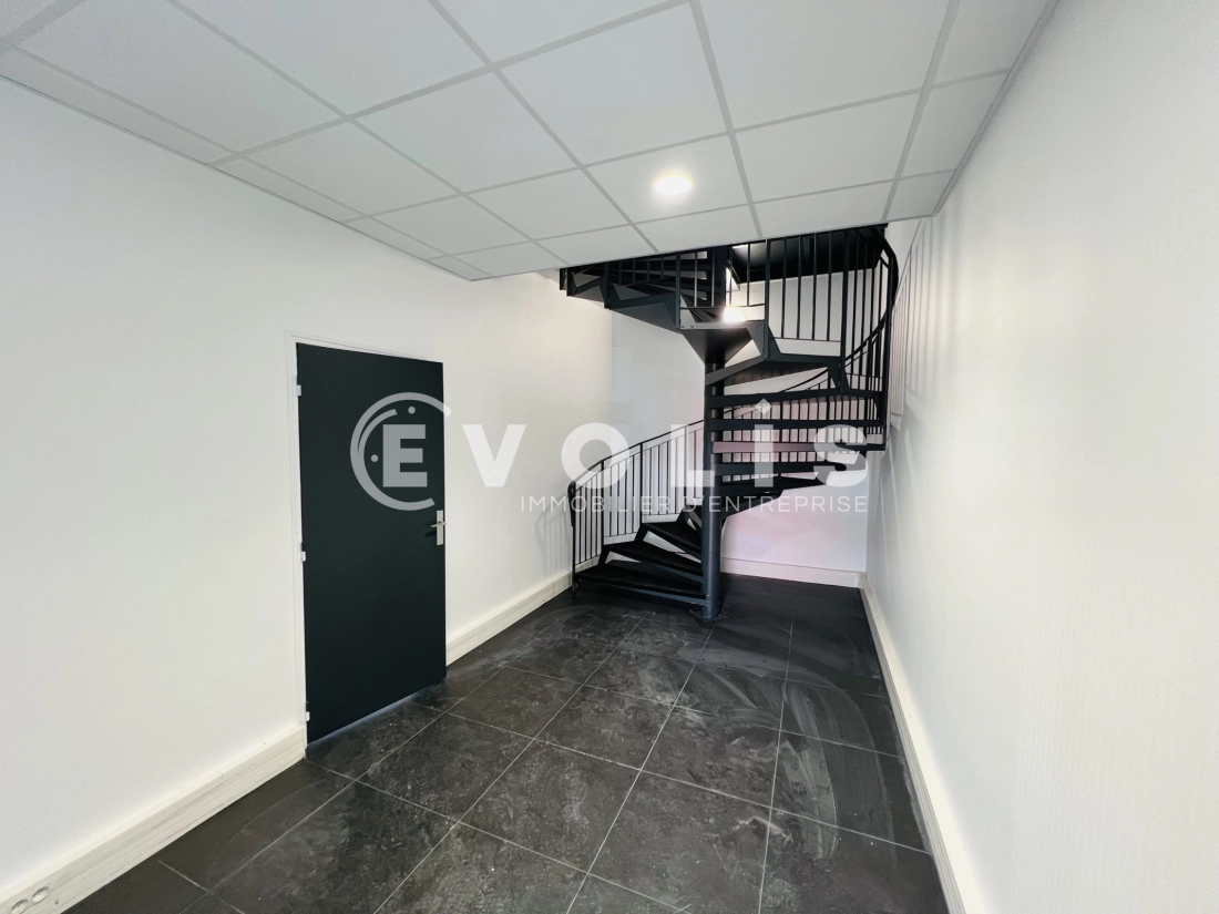 Photo 9 – location Entrepôts / activités	BONNEUIL SUR MARNE (94380)