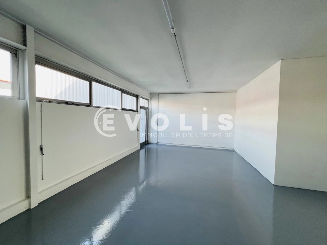 Photo 8 – location Entrepôts / activités	BONNEUIL SUR MARNE (94380)