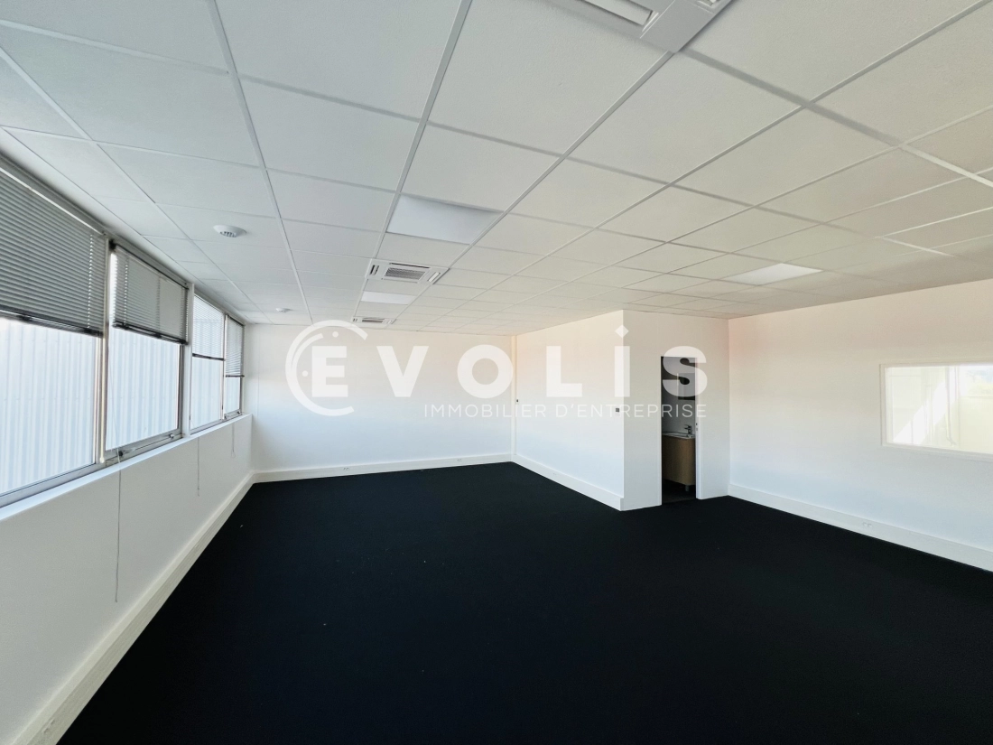 Photo 6 – location Entrepôts / activités	BONNEUIL SUR MARNE (94380)