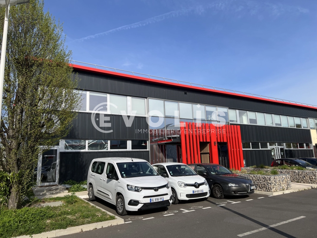 Photo 1 – location Entrepôts / activités	BONNEUIL SUR MARNE (94380)
