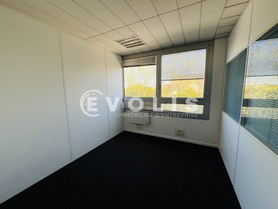 Photo 5 – location bureaux	EMERAINVILLE (77184)