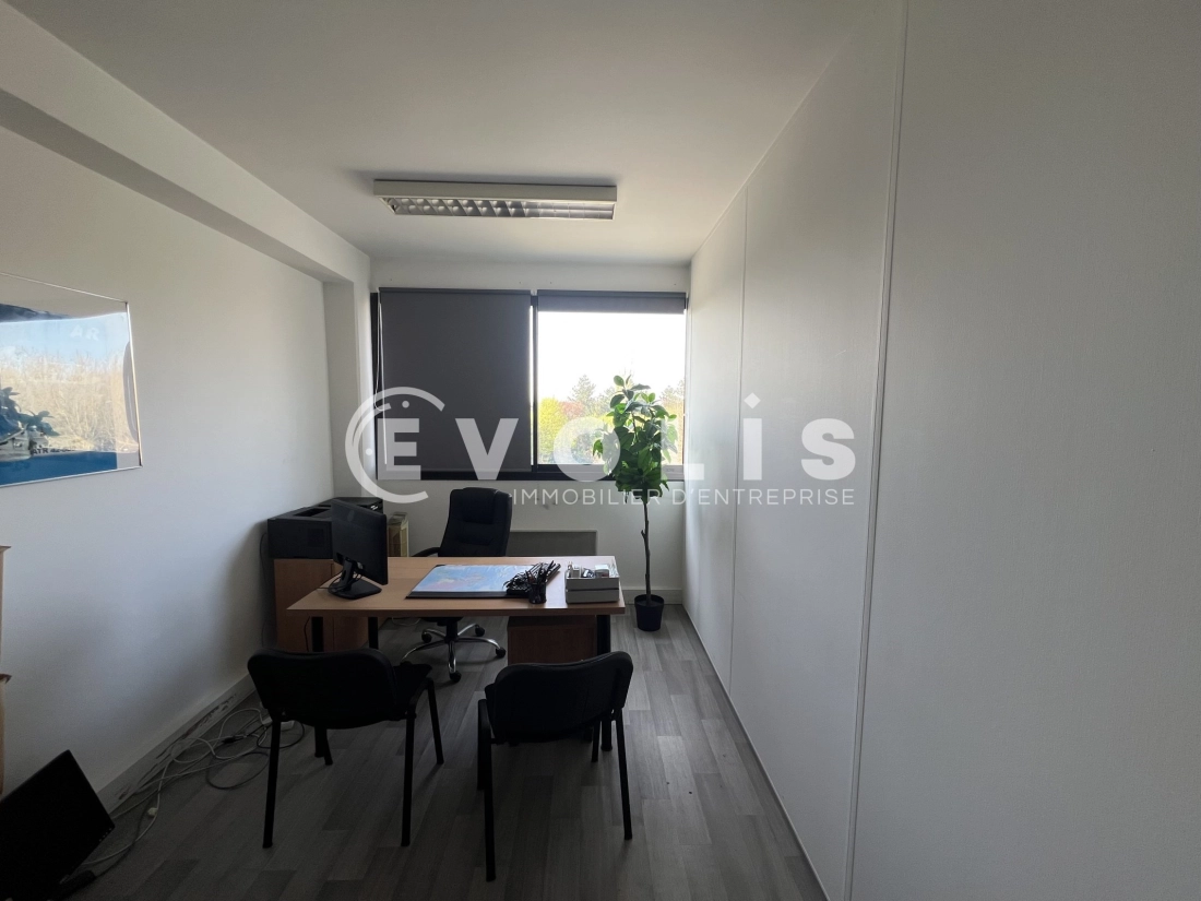 Photo 13 – location bureaux	NOISY LE GRAND (93160)