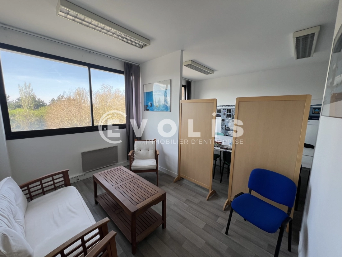 Photo 3 – vente bureaux	NOISY LE GRAND (93160)