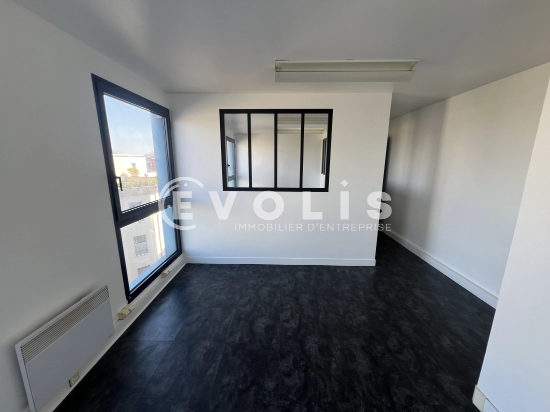 Photo 11 – location bureaux	JOINVILLE LE PONT (94340)